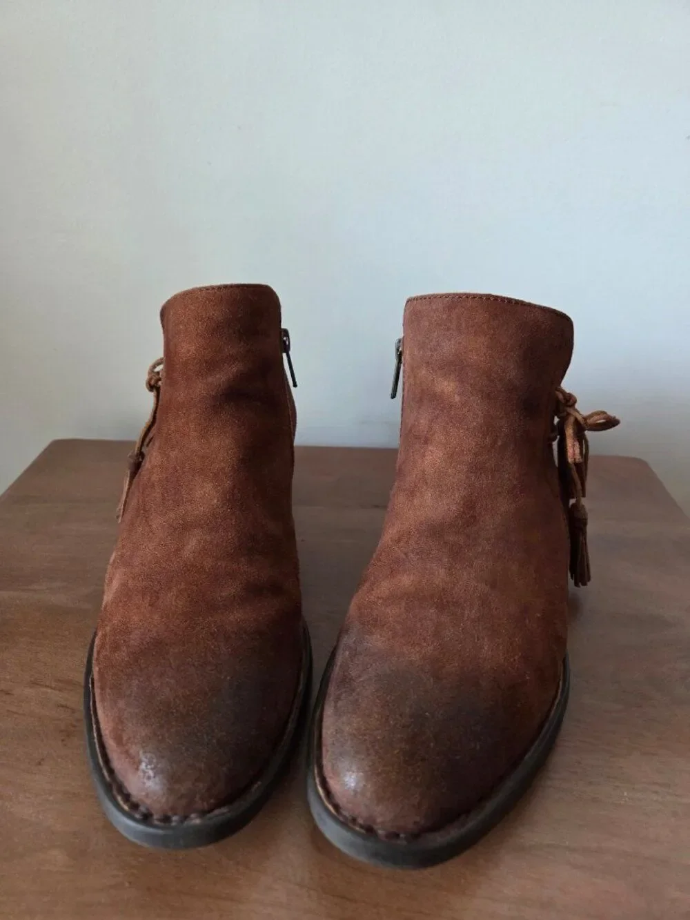 EUC BORN GENUINE LEATHER BROWN STACKED HEEL BOOTIE SHOES SIZE 9.5